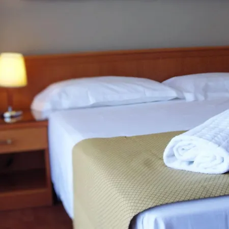 Gallery House Hotel 3*