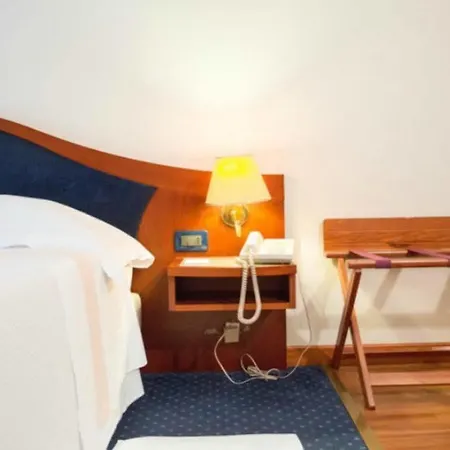 Hotel Massimo Plaza 4*