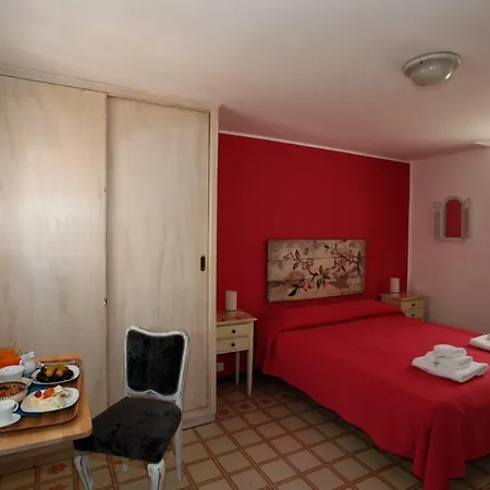 Bed & Breakfast Libertà 2*