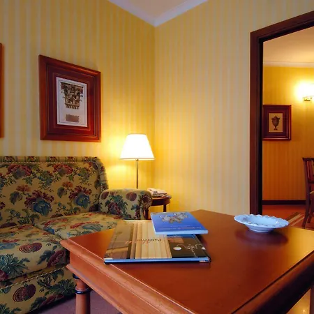 Residenza D'aragona מלון פלרמו