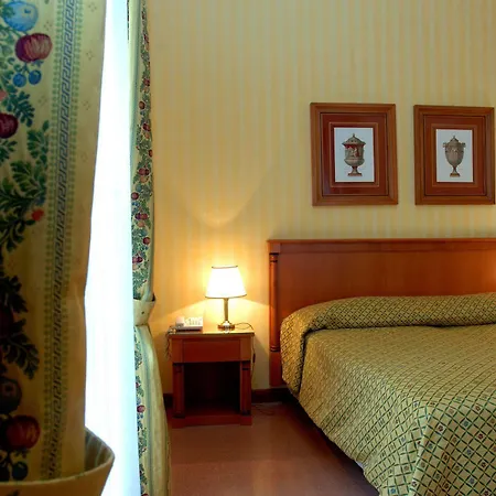 מלון Residenza D'aragona
