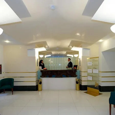 Hotel Grand Piazza Borsa 4*