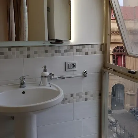 Bed & Breakfast Opera House