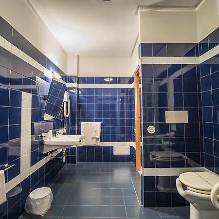 Ξενοδοχείο Artemisia Palace 4*
