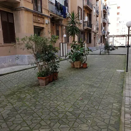 Palermo Inn Suite *