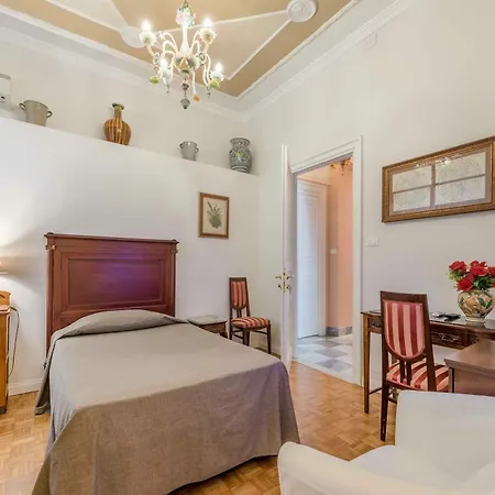Palazzo Benso 3*