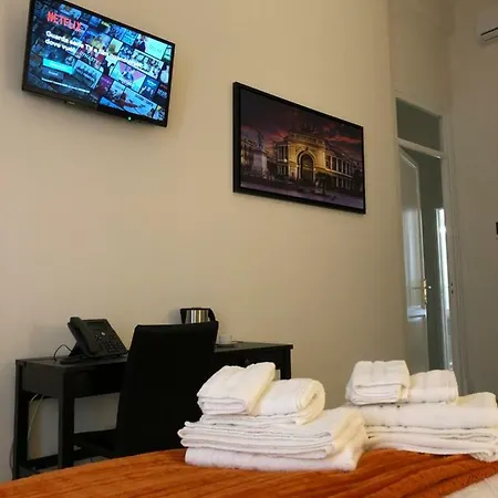 Liberty Palace Alojamento de Acomodação e Pequeno-almoço 3*