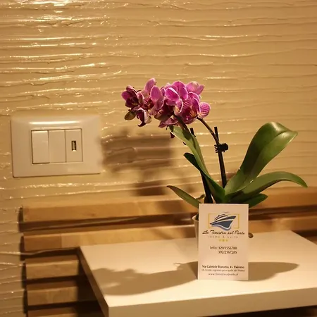 Bed & Breakfast La Finestra Sul Porto 3*