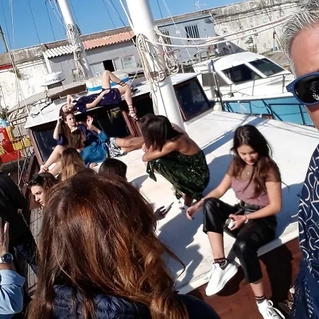 Hotel en barco Osman Aga Palermo