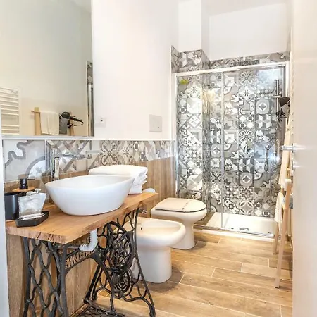 Leone & Restaurant Bed & Breakfast 3*