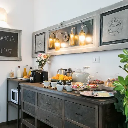 Addimora Boutique Nocleg ze śniadaniem 2*