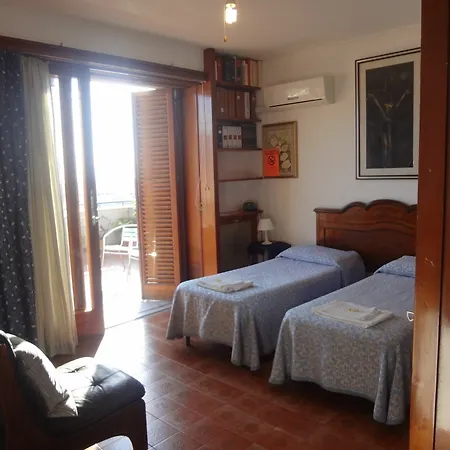 Casa Riccio 招待所 3*