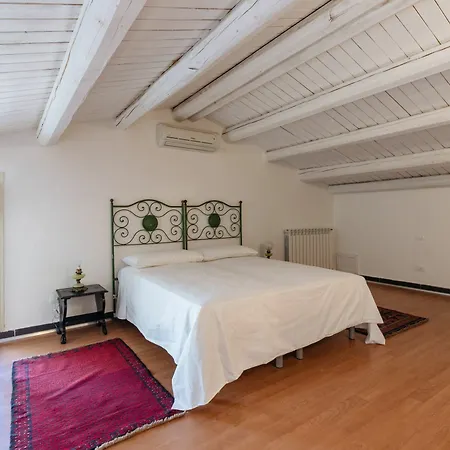 Apartment Sant'elia Prestige With Balcony