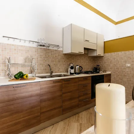 Apartment Sant'elia Prestige With Balcony Palermo