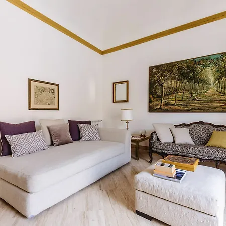 Sant'elia Prestige With Balcony Apartment *