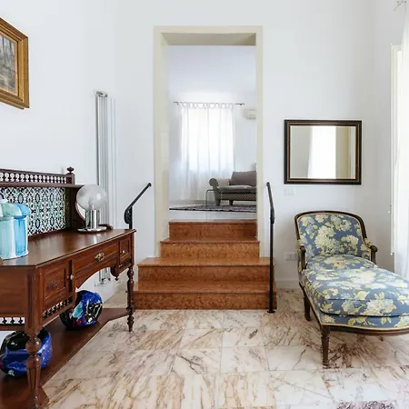 Apartment Sant'elia Prestige With Balcony