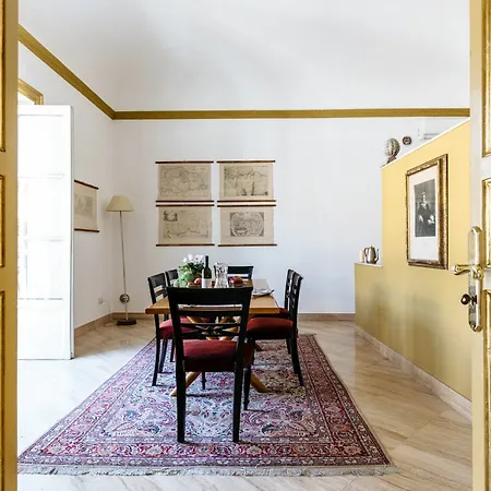 Sant'elia Prestige With Balcony Apartment Palermo