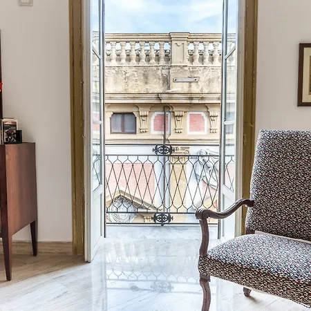Sant'elia Prestige With Balcony Apartment
