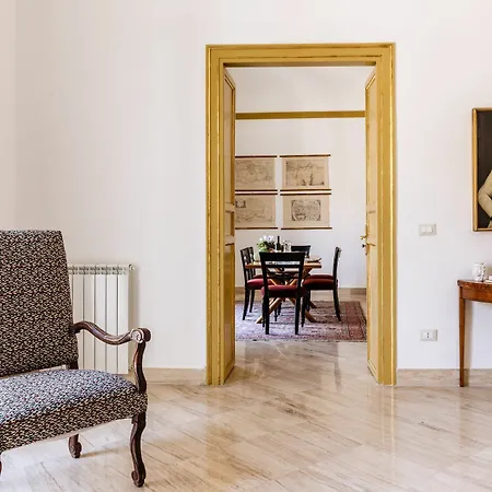 Apartment Sant'elia Prestige With Balcony