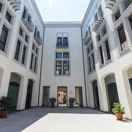 Apartment C, Palazzo Quaroni Palermo