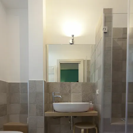 Piazza Marina 3*