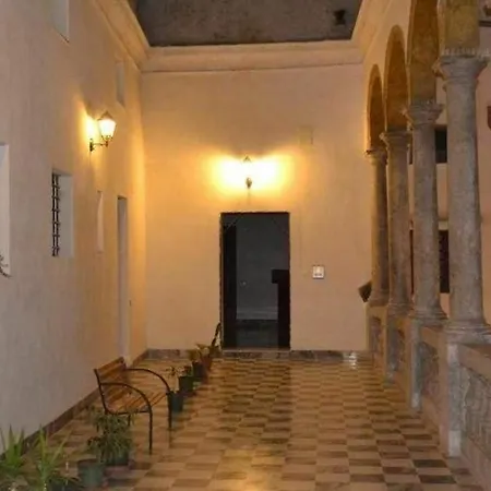 Palazzo Corvino 3*
