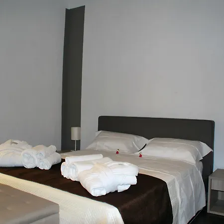 Casasicilia Carlo V Affittacamere 2*