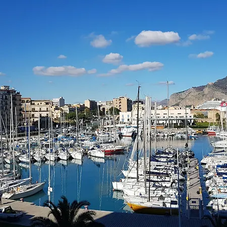 Apartment Ci'cala House