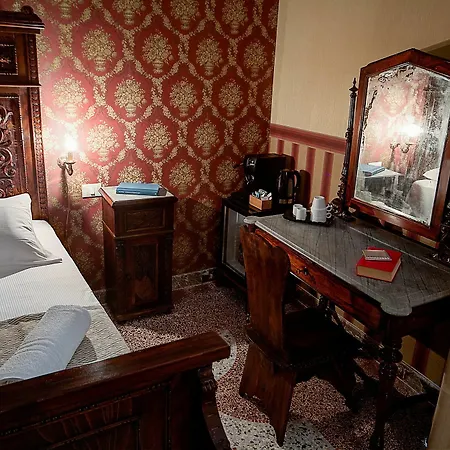 Guest house Gallery 2*