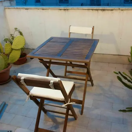 Bed & Breakfast Politeama 3*