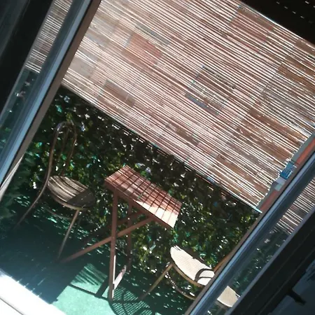 Bed and breakfast Terminal Bus Cairoli *