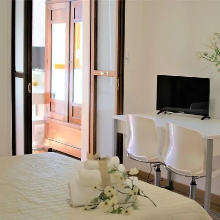 Noto Politeama Bed & Breakfast