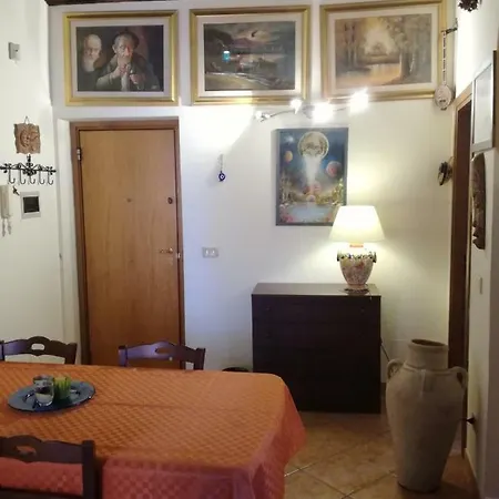 Holiday home Kalat Vucciuria In Via Materassai *