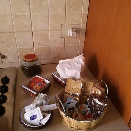 Kalat Vucciuria In Via Materassai * Palermo
