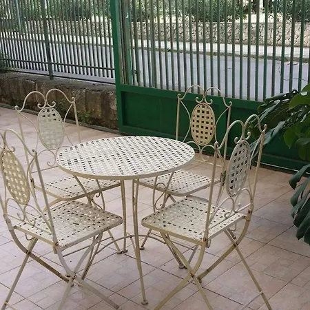 La Casa Di Maria Apartment *