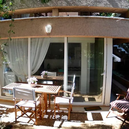 Casa Frida Nyaraló *
