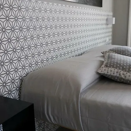 Del Ponte Normanno Bed and Breakfast 2*