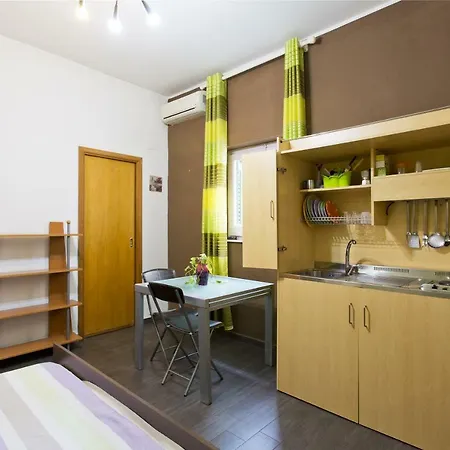 Monfenera Apartment