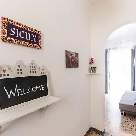 Apartment Pilly House Ballaro Palermo