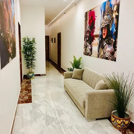 Palazzo Caltagirone *