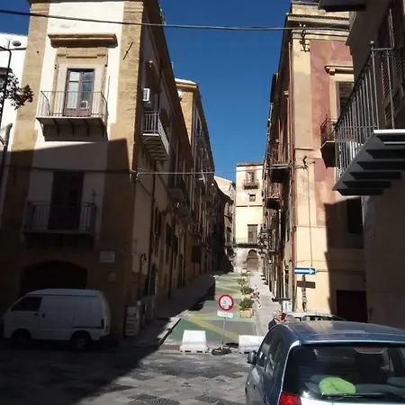 Il Terrazzino Sul Kemonia Appartamento *