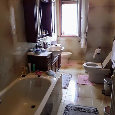 Signorile In Condominio Rallo Alloggio in famiglia *