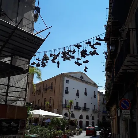 La Tana Di Vicolo San Carlo Apartment