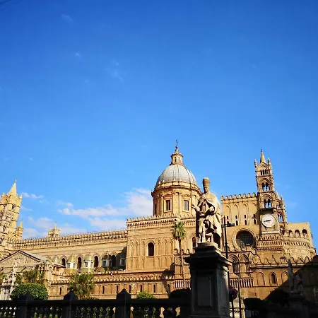 La Finestra Sulla Cattedrale - Colazione Di Benvenuto Apartment Palermo