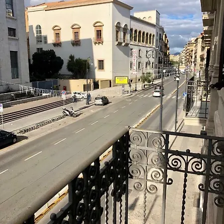 Palazzo Caltagirone Appartement