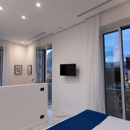 Palazzo Sovrana Serviced Luxury 公寓式酒店 巴勒莫
