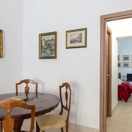 Apartment Sant'agostino By Domusicily Palermo