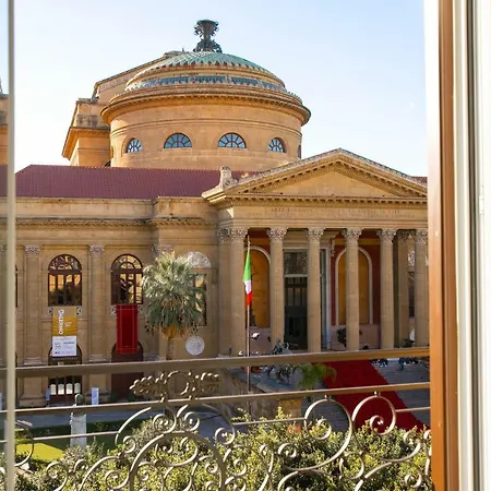 Palazzo Sovrana Serviced Luxury 巴勒莫