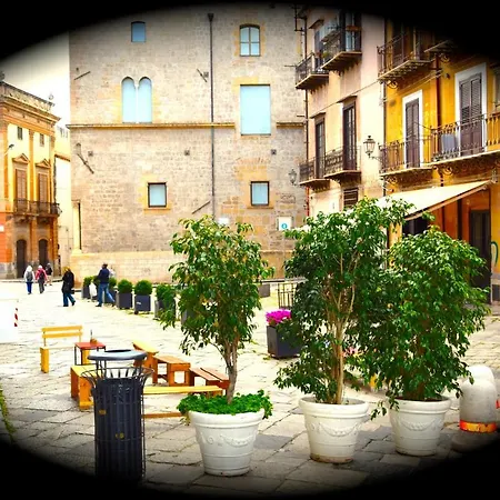 La Tana Di Vicolo San Carlo * Palermo