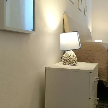 La Pomelia Apartment *